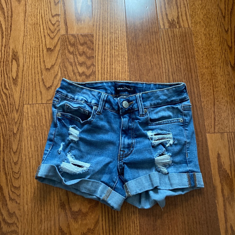 Aéropostale low rise midi denim shorts